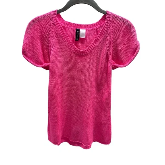 H & M Divided Hot Pink V-Neck Knit Top - Picture 1 of 11
